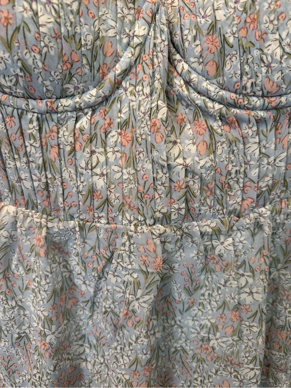 Astr the label Tiered Floral Maxi Dress in Pale Blue Sz Medium NWT - Picture 8 of 9